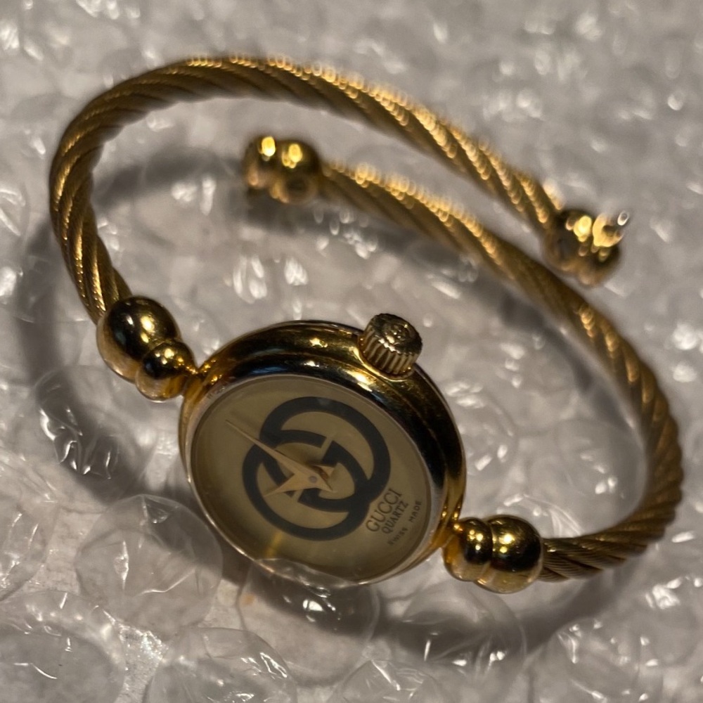 Gucci Gold-Tone Twisted Cable Bangle Watch - Gold
